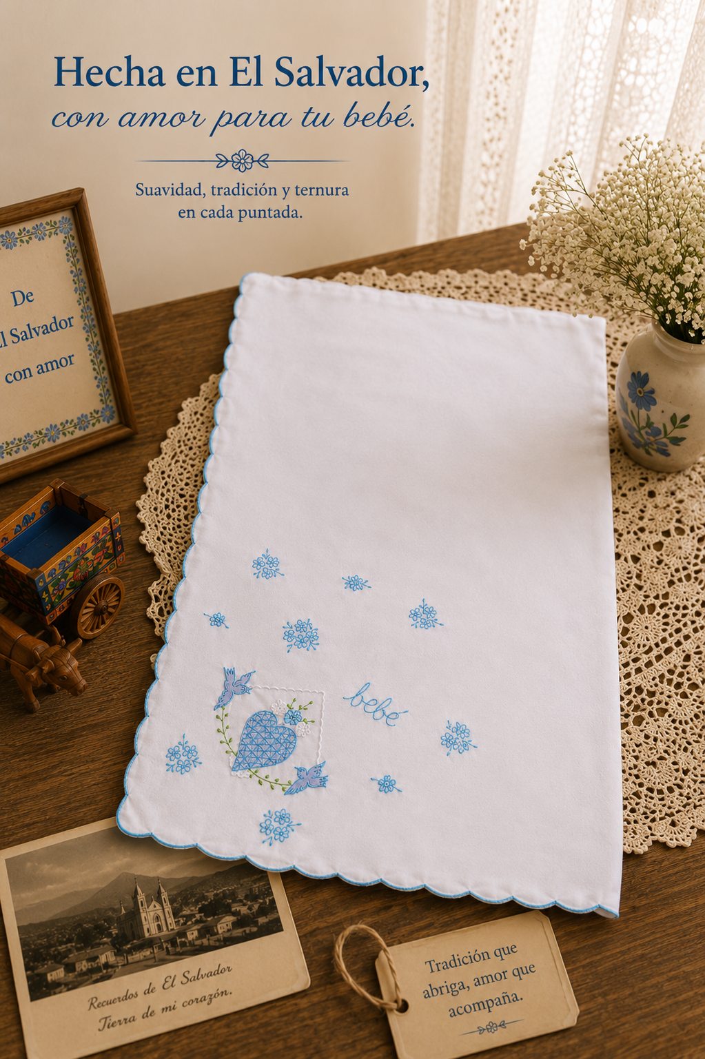 Manta de Bebe - Blanca con Bordado Azul
